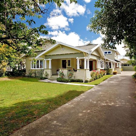 Tresco Blenheim Aparthotel Exterior photo